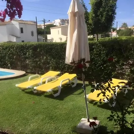 Casa Com Piscina E Jardim Ideal Familias Βίλα