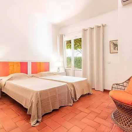Casa Com Piscina E Jardim Ideal Familias Βίλα *